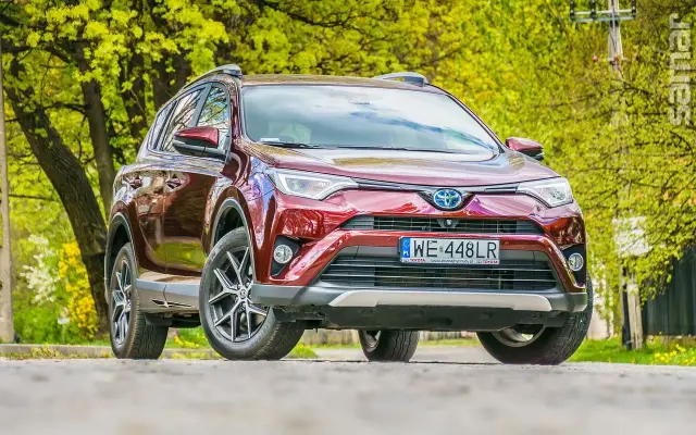 Toyota RAV4 Hybrid 2016