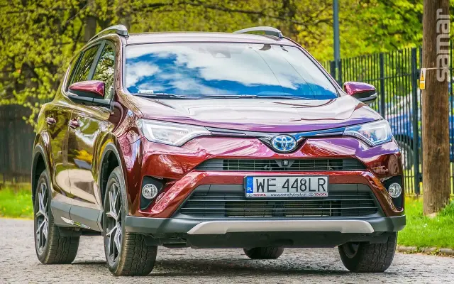 Toyota RAV4 Hybrid 2016