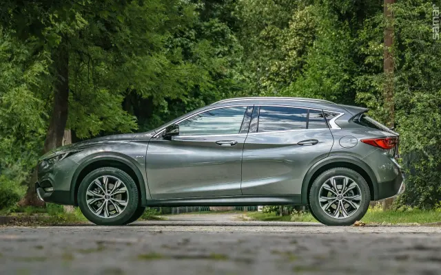 Infiniti QX30 (2016-)