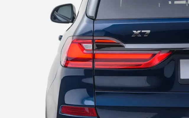 BMW X7 pozuje do kolejnych zdjęć szpiegowskich