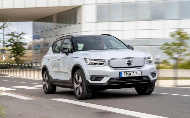 Elektryczne Volvo XC40 z usterką