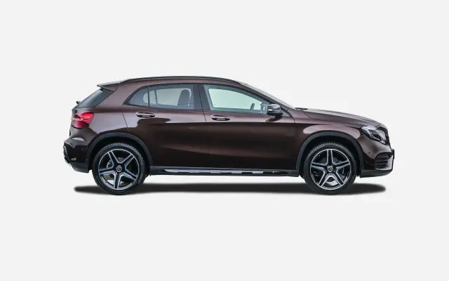 Mercedes GLA 220