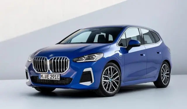 Nowe BMW 2 Active Tourer (2022) w całej okazałości