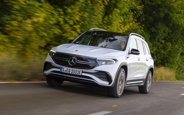 Mercedes EQB: usterka tylnego fotela