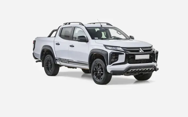 Mitsubishi L200 Pickup Double Cab Stark Basic  [15-23]