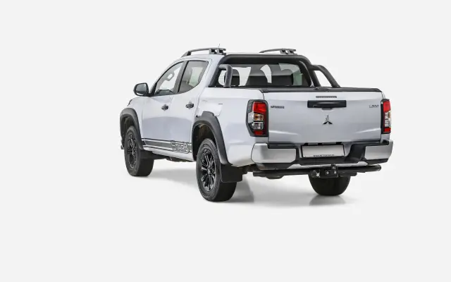 Mitsubishi L200 Double Cab Stark Basic