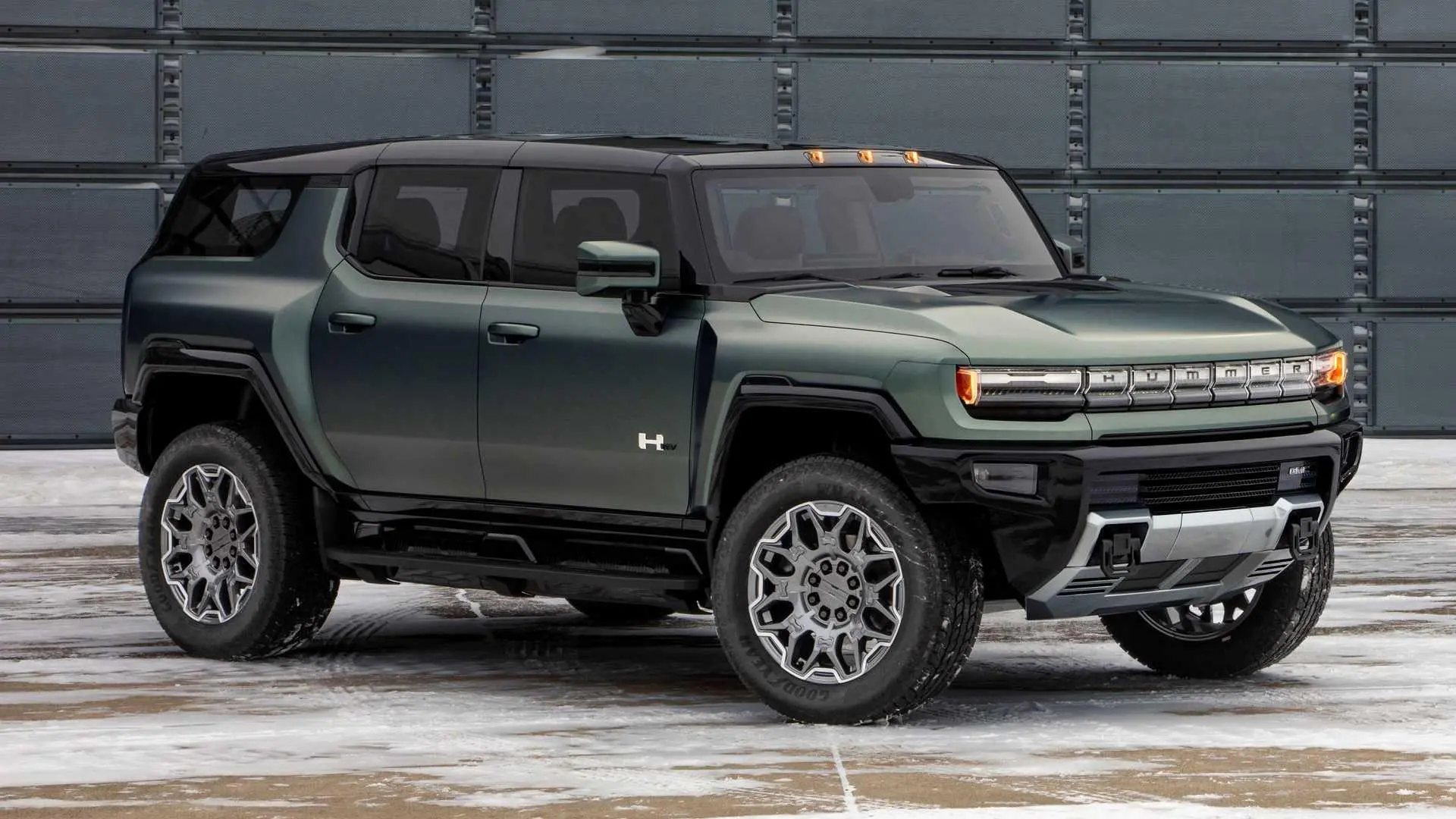 Hummer EV SUV już oficjalnie