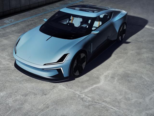 Polestar - kabriolet z dronem