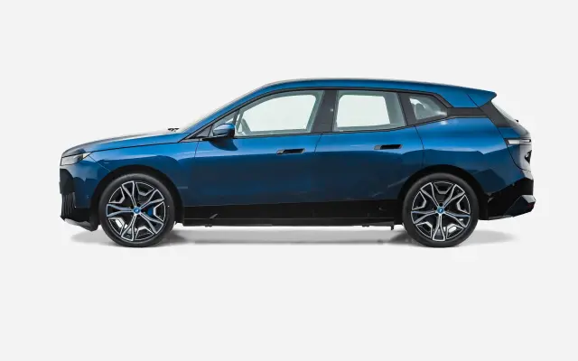 BMW iX xDrive 40