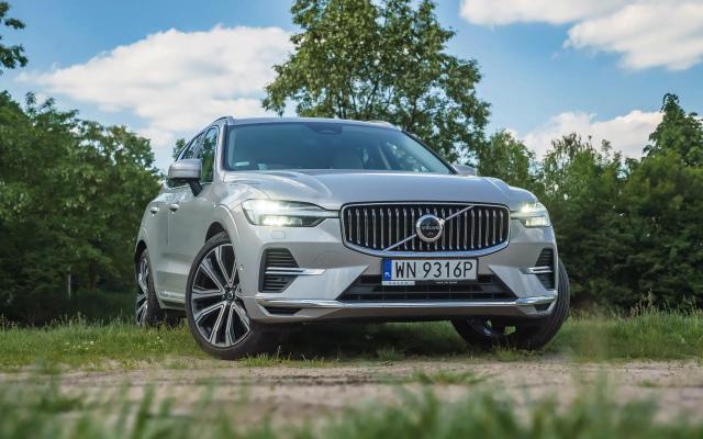 Volvo XC60 T6 Recharge – mocny i oszczędny