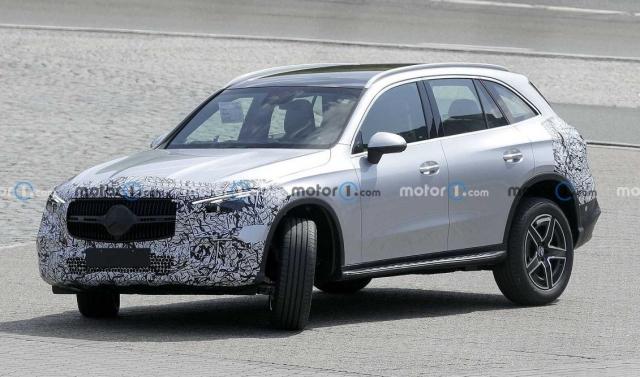Nowy Mercedes GLC 2022 – jakie silniki?