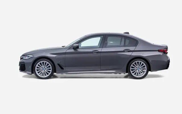 BMW 530e