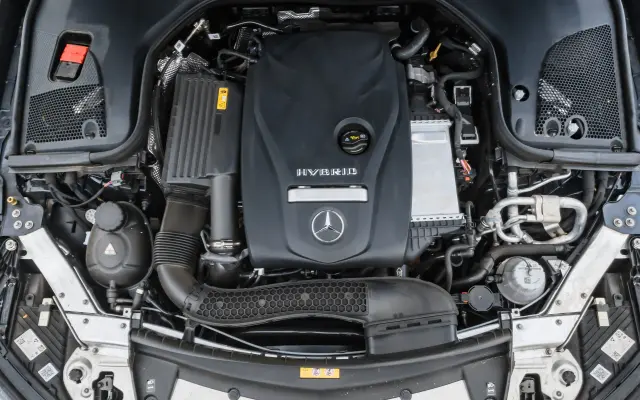 Mercedes E300e Sedan