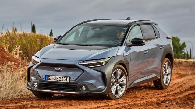 Elektryczny model Subaru w polskich parkach narodowych