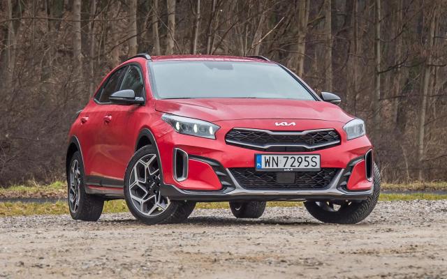 Kia XCeed - kompakt na sterydach