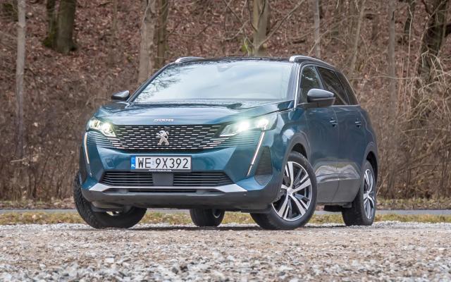 Peugeot 5008 MHEV - lepiej późno, niż wcale