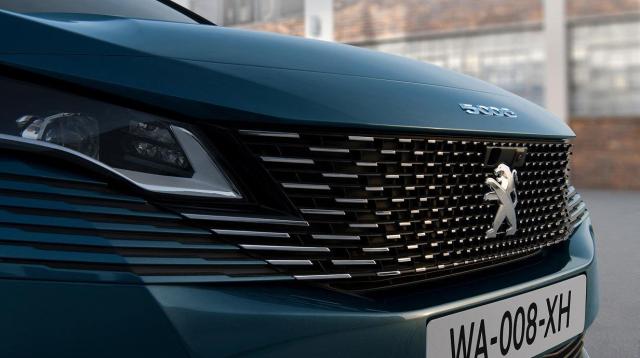 Nowy Peugeot 5008 – bardziej elektryczny niż spalinowy?