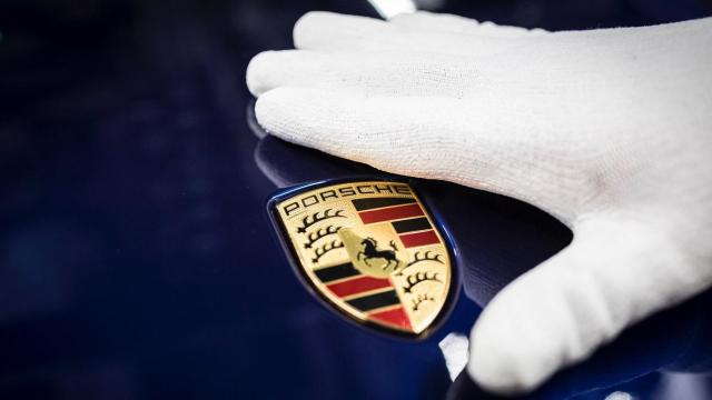 Flagowy SUV Porsche będzie elektrykiem