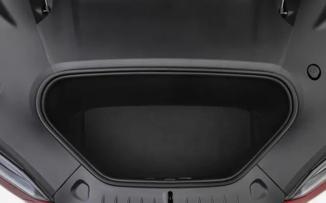 Tesla S Plaid