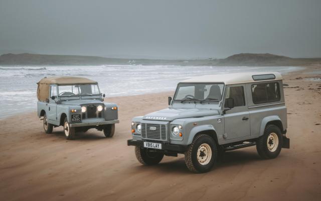 Klasyczny Land Rover Defender Works V8 Islay Edition