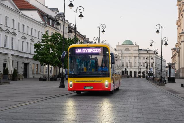 Autobusy elektryczne Yutong U12 dla Warszawy