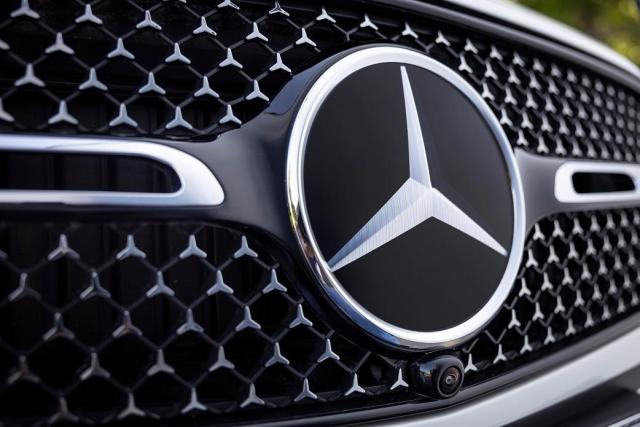 Mercedes Klasy C (Typ 206): problem z wilgocią i ryzyko zwarcia