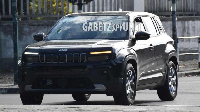 Nowy Jeep Avenger 2023 w wersji spalinowej