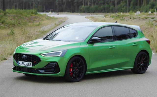 Ford Focus ST z pakietem Performance (2022) – cena