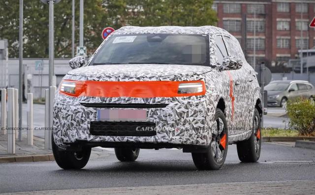 Nowy Opel Crossland wyjechał na drogi
