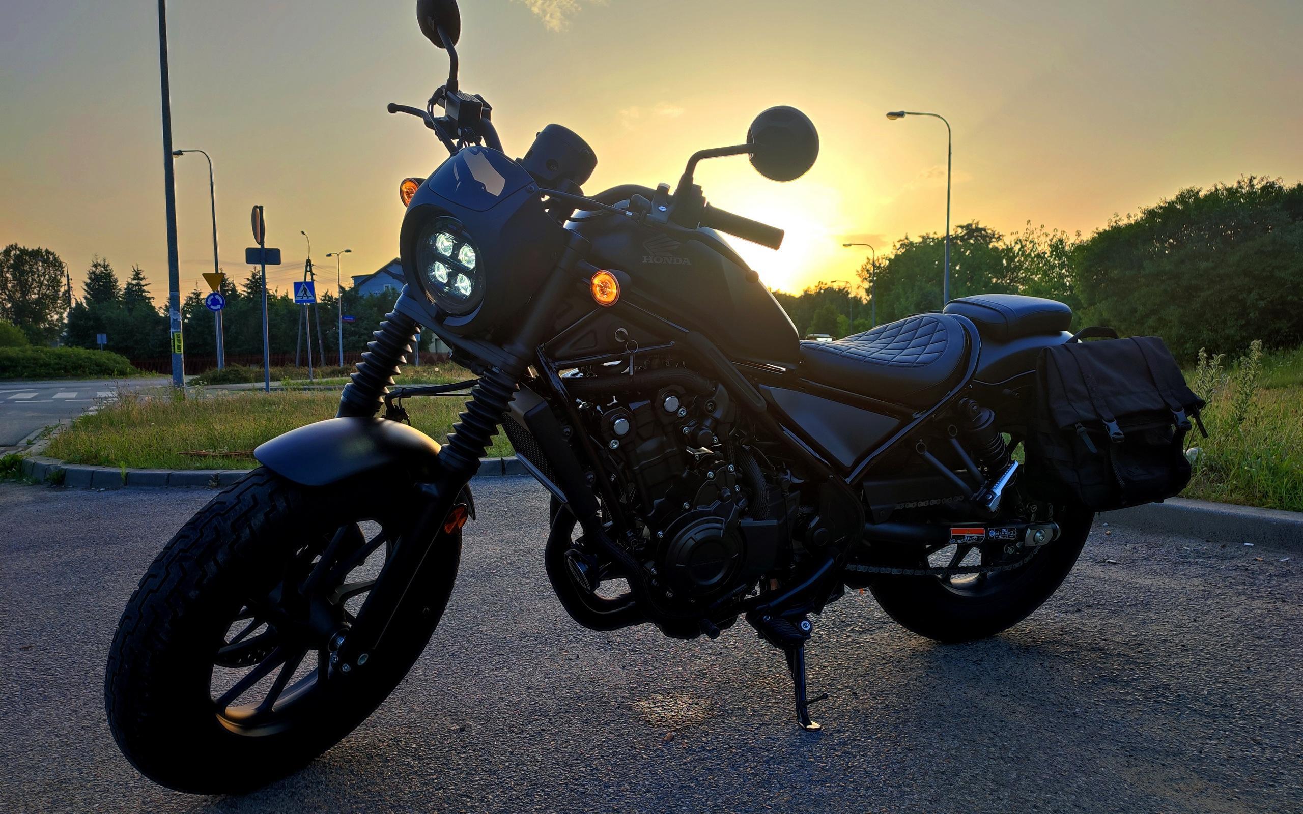 Honda Rebel 500 ma y buntownik Auto Katalog