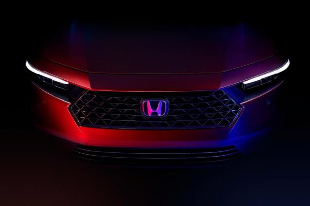 Nowa Honda Accord 2023 nadjeżdża