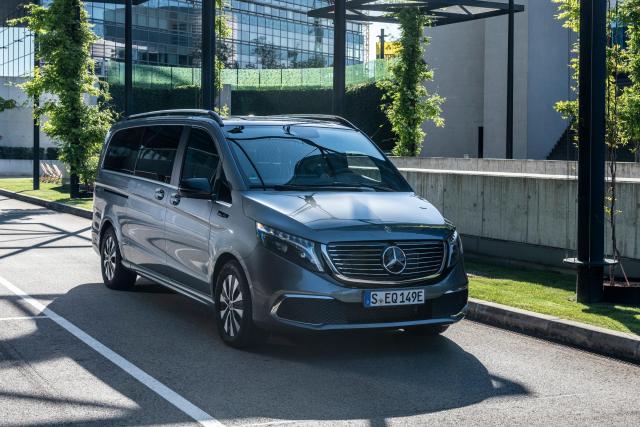 Mercedes EQV 300 – shuttle na baterie