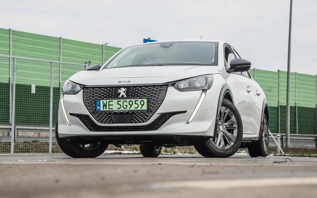 Peugeot 208 clearance electric cena