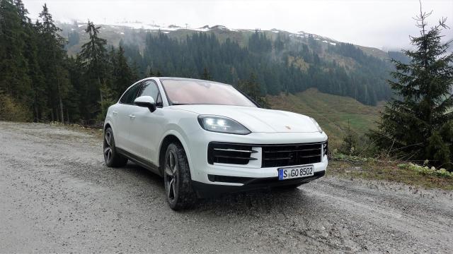 Porsche Cayenne 2023 – jeszcze bardziej Porsche, jeszcze bardziej Cayenne