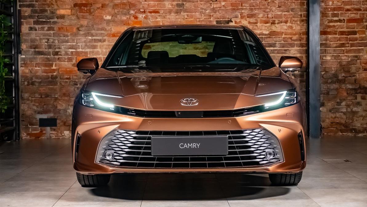 Nowa Toyota Camry 2024 cena Auto Katalog