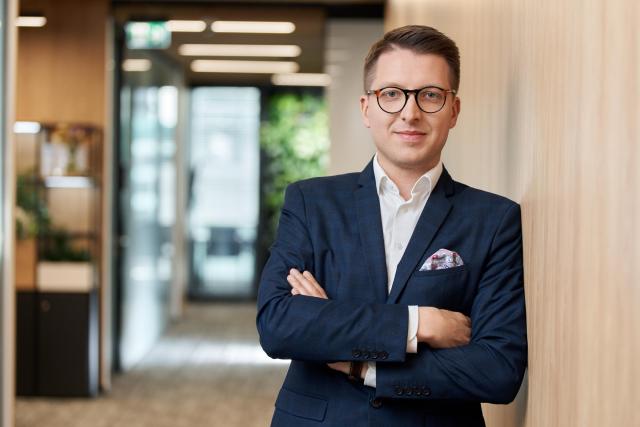 Arkadiusz Zaremba pokieruje Automarket.pl