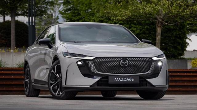 Nowa Mazda 6e – cena i wyposażenie