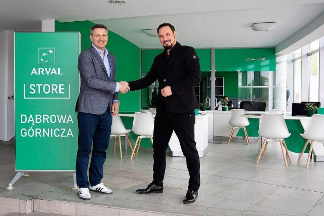 Arval otwiera dwa nowe salony 