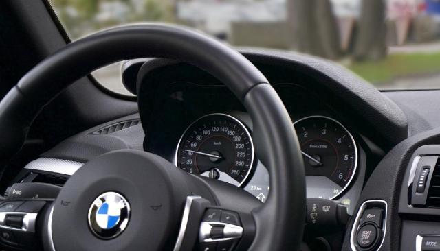 BMW Serii 3 i 4 z usterką poduszek