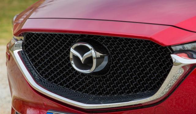 Elektryczna Mazda EZ-6 jedzie do Europy