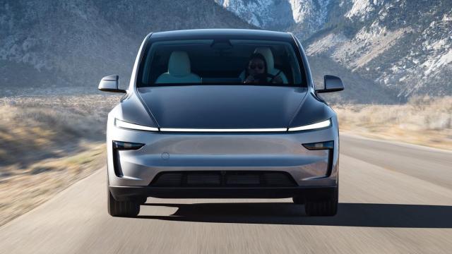 Nowa Tesla Model Y 2025 – więcej wersji, więcej cen